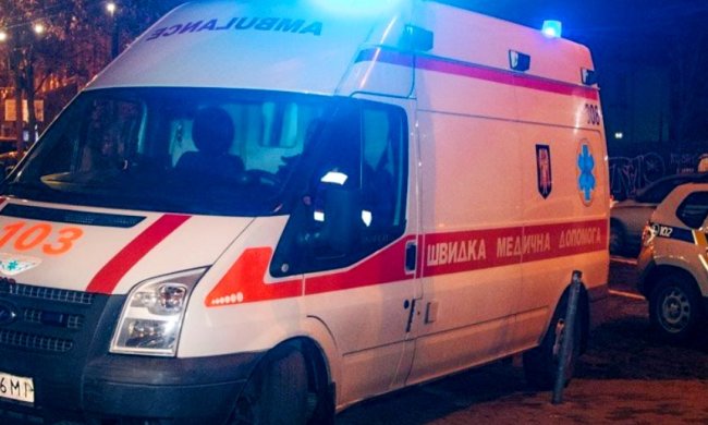 В Украине хулиганы напали на полицейских, фото - Politeka