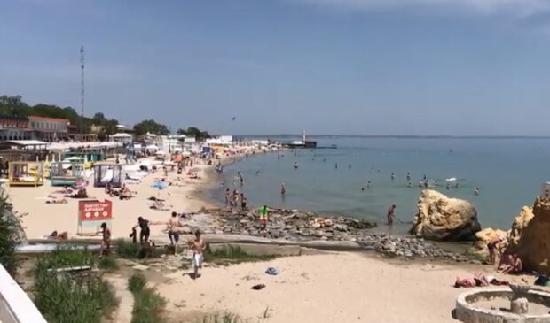 Пляж Ланжерон в Одессе. Фото: скриншот YouTube