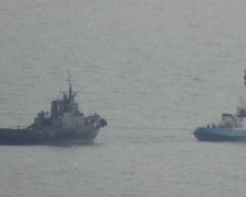 Передача украинских кораблей