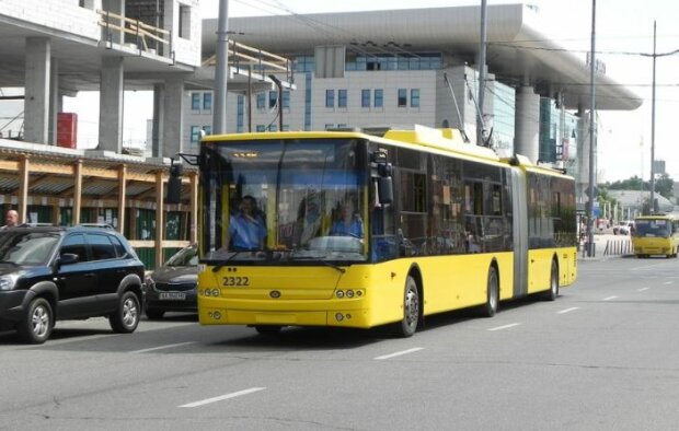 Троллейбусы в столице поедут по другому: к чему готовиться пассажирам