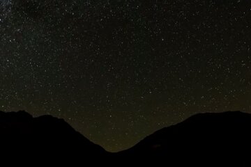 Звездное небо. Фото: скриншот YouTube-видео