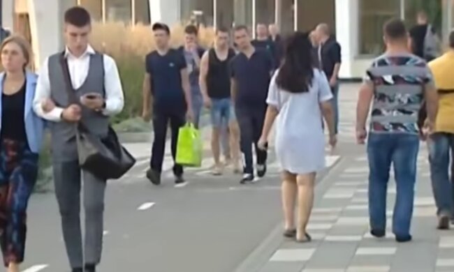 Украинцам ужесточат штрафы. Фото: youtube