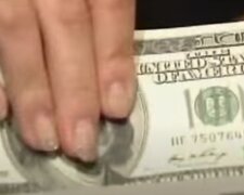 Курс доллара на межбанке. Фото: скриншот YouTube