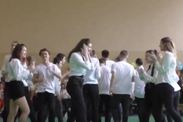Подростки смогут сами менять пол, фото: скриншот с youtube