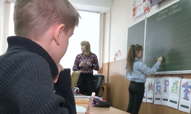 Урок в школе. Фото: скриншот YouTube-видео