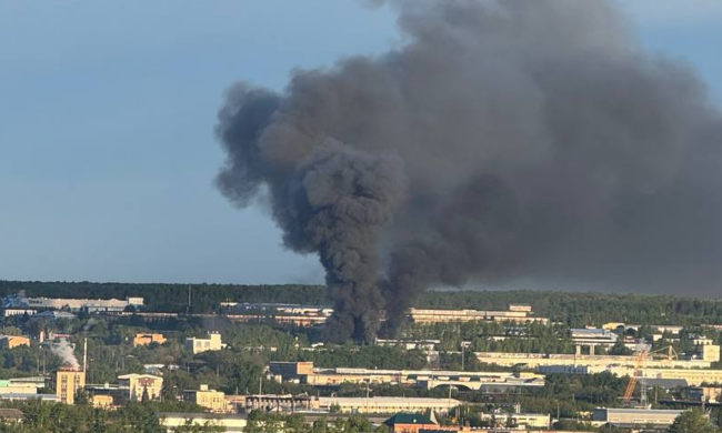На росії паніка - зруйновано єдиний завод з оптоволокна, а парад на 9 травня на межі зриву