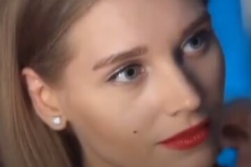 Кристина Асмус. Фото: скриншот YouTube