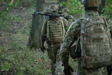 Это невероятно: в Минобороны наконец-то запретили маразматические совковые правила