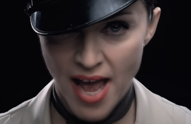 Мадонна, скріншот з YouTube