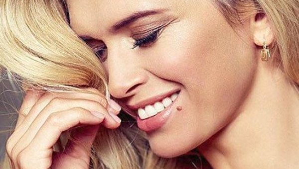 На Вере Брежневой лица просто нет: певица поделилась с поклонниками переживаниями развода