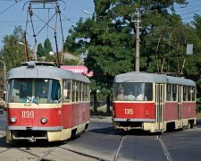 Трамваи не поедут: в Днепре городской транспорт изменит график, подробности