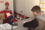 Посылки будут выдавать по новым правилам. Фото: скриншот Youtube-видео