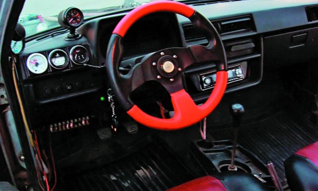 Мини-танк на колесах от ЗАЗ: украинцы в восторг от новой Таврии с кузовом