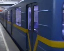 В Киеве могут снова закрыть метро. Фото: YouTube, скрин