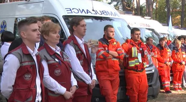 медики, скриншот YouTube