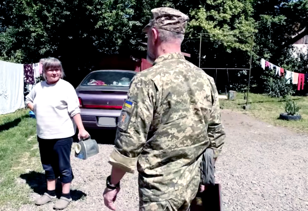 Представників ТЦК не відправлятимуть на фронт. Фото: YouTube