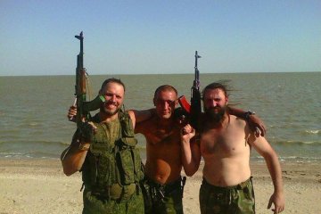 Зона в зоне: боевики «ДНР» оборудовали себе курорт. Выглядит нелепо, фото, видео