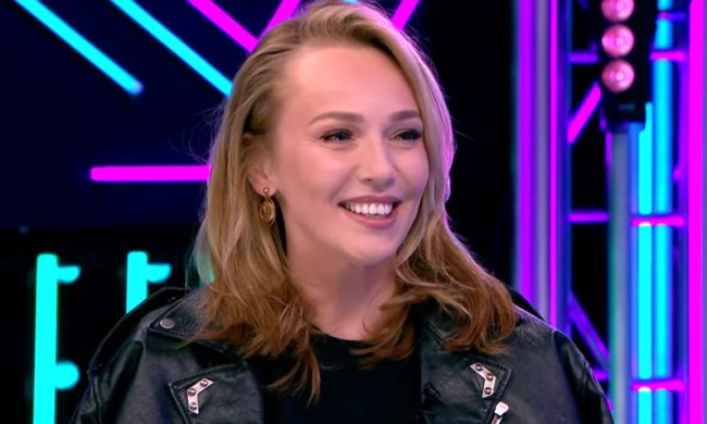 Альбина Джанабаева. Фото: youtube