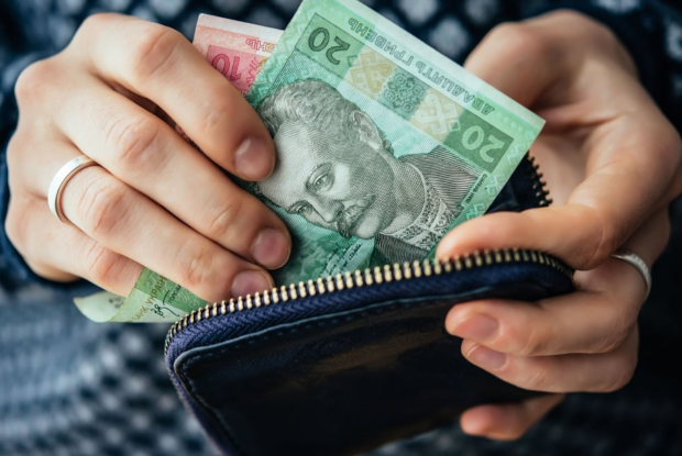 Українцям розповіли про нові правила виплати соціальної допомоги