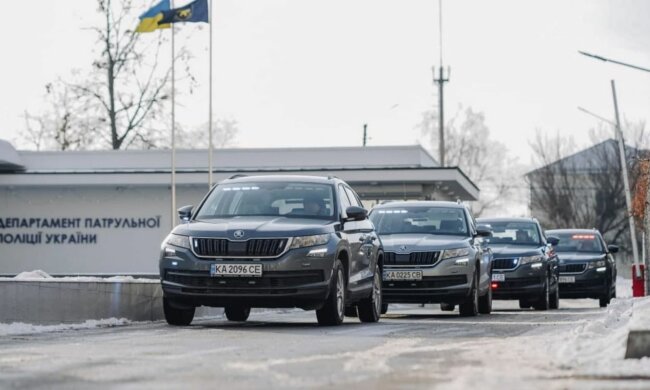 Автомобили. Фото: Нацполиция Украины