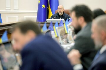 Шмигаль попередив, що буде з пенсіями, субсидіями та пільгами. Фото: Telegram