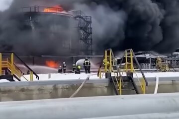 Пожар на НПЗ. Фото: скриншот Телеграм