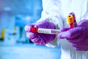 В Україні різко зросла кількість хворих на COVID-19. Фото: Скріншот YouTube