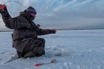 Трагедия в Харьковской области: двое рыбаков ушли под лед – спасатели оказались бессильны
