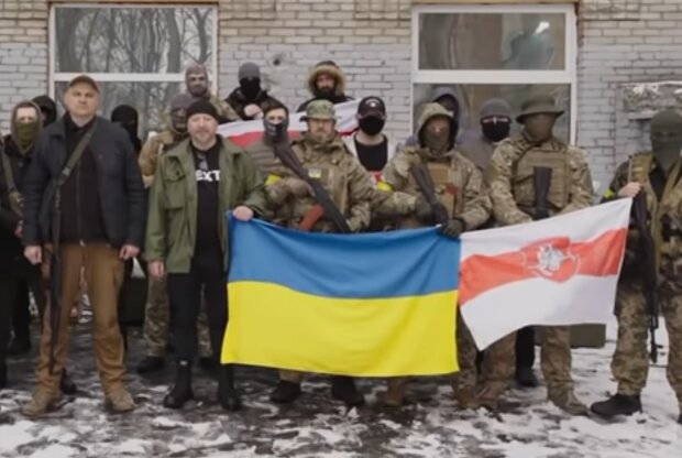 Білоруські військові. Фото: скріншот YouTube-відео
