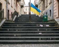 Чернівці сходи надгробні плити граніт центр