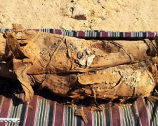 Археологи наткнулись на затерянную гробницу с мумиями и уникальными сокровищами