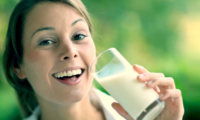 Молоко. Фото: YouTube