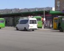 На работу не доехали: в Харькове бастовали водители маршруток