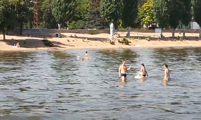 Пляжи в Украине. Фото: YouTube, скрин