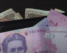 Аваков рассказал, какие выплаты получат украинцы, потерявшие работу. Фото: скриншот YouTube
