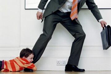 Ваши счета заблокируют моментально. У алиментщиков отберут деньги автоматически