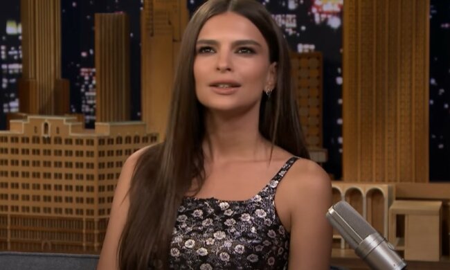 Эмили Ратаковски (Emily Ratajkowski). Фото: скриншот Youtube