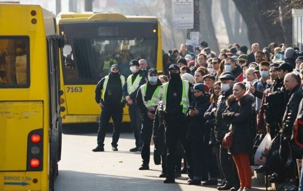 Позже, чем по всей Украине: Кличко рассказал, когда в Киеве заработает транспорт