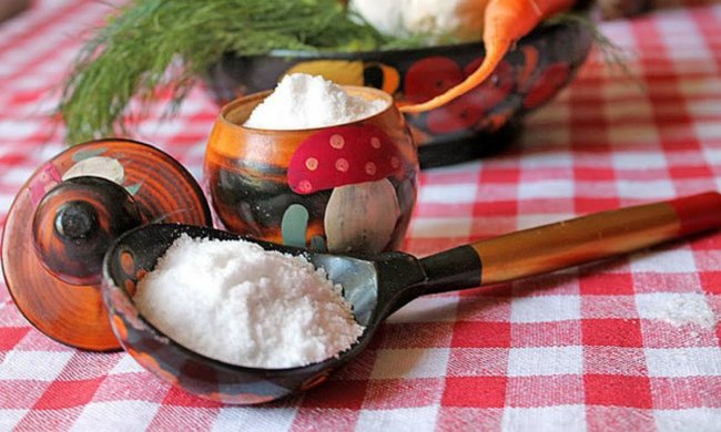 Есть или не есть: ученые развеяли миф о соли и рассказали о ее влиянии на организм