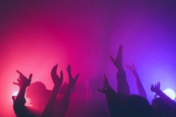 Дискотека. Фото: Запорожье - Vgorode