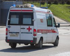 ЧП на Николаевщине: маршрутка влетела в грузовик, есть жертвы и пострадавшие (фото)