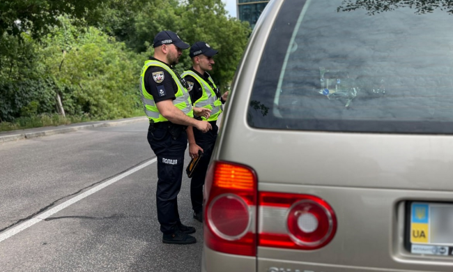 Водителей предупредили о новом штрафе - этот прибор есть почти в каждом авто. Фото: Telegram