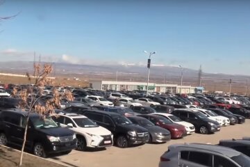 Автомобіль. Фото: YouTube, скрін