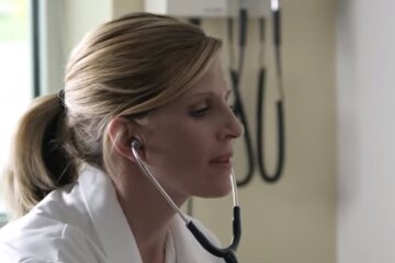 Доктор назвала самые опасные продукты. Фото: скриншотYouTube