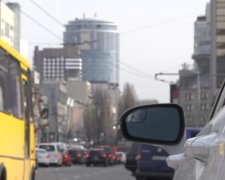 Фото и видео фиксация на дорогах столицы. Фото: скриншот YouTube