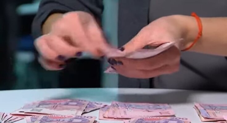 Украинцам придется платить государству еще один налог. Фото: Скрин YouTube