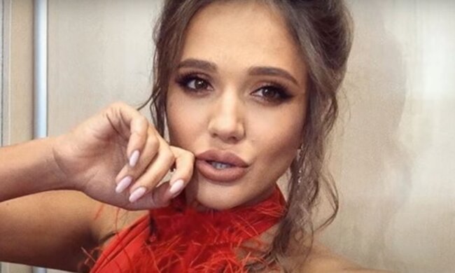 Даша Ульянова. Фото: скриншот YouTube