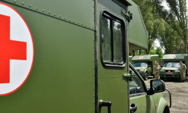 Появилось фото 23-летней девушки-медика, которая спасает наших ребят на Донбассе