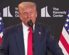 Трамп перед зустріччю з путіним зателефонував лукашенко. Фото: YouTube