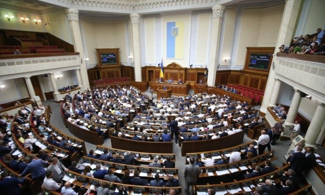 В Раде приняли правки к законопроекту